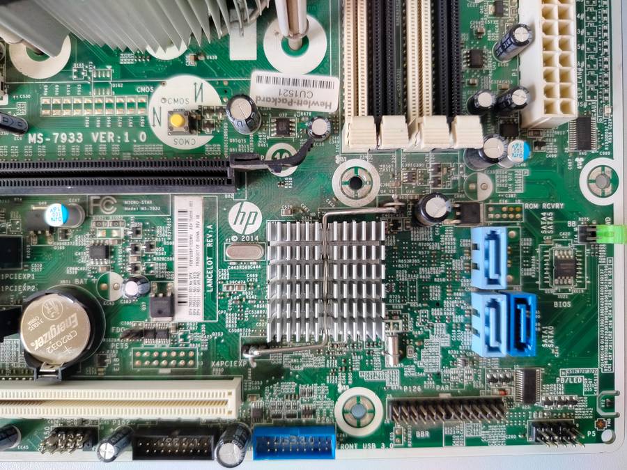 Socket 1150 Motherboard | For Intel 4th generation Haswell CPUs | Cooler included