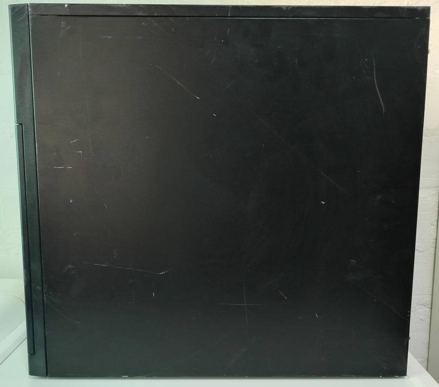 Intel Xeon Server | Dual CPU sockets | 8GB RAM | For spares or repair | Stopped booting, beeps x3