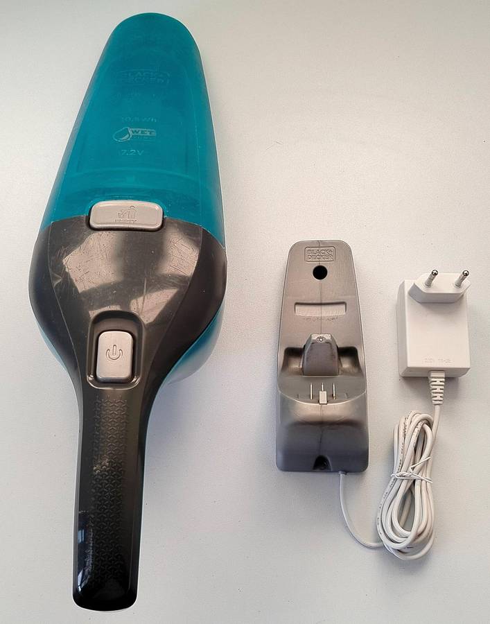 Black&Decker Dustbsuter Handheld cacuum cleaner | Wet & Dry | 7.2v