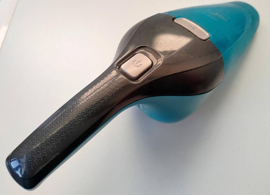 Black&Decker Dustbsuter Handheld cacuum cleaner | Wet & Dry | 7.2v