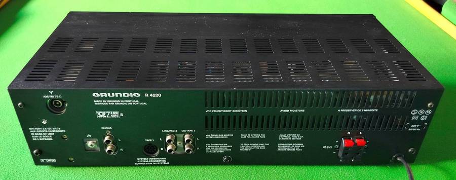 Grundig R4200 Receiver | AM / FM tuner | Amplifier | Phono with pre-amp