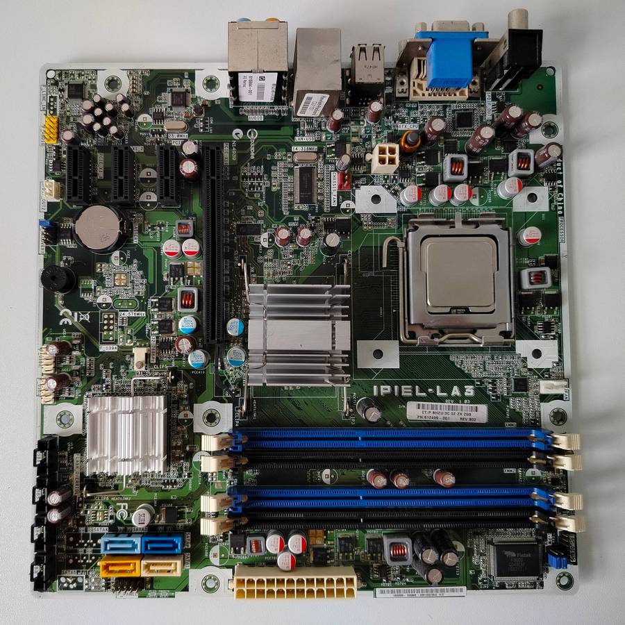 HP IPIEL-LA3 motherboard + Intel E2180 CPU | Displays "CPU Not supported" then shuts down