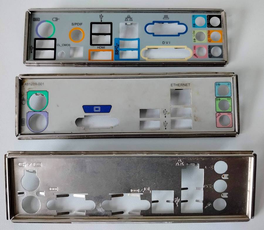 Back plate I/O shield