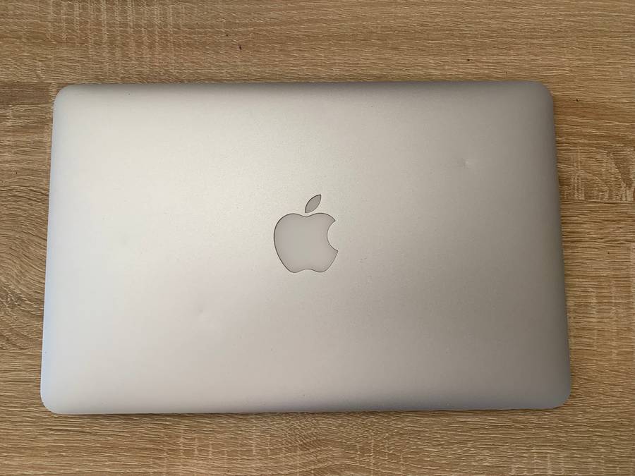 APPLE MACBOOK AIR A1370  13" LATE 2010 - PLEASE READ !!