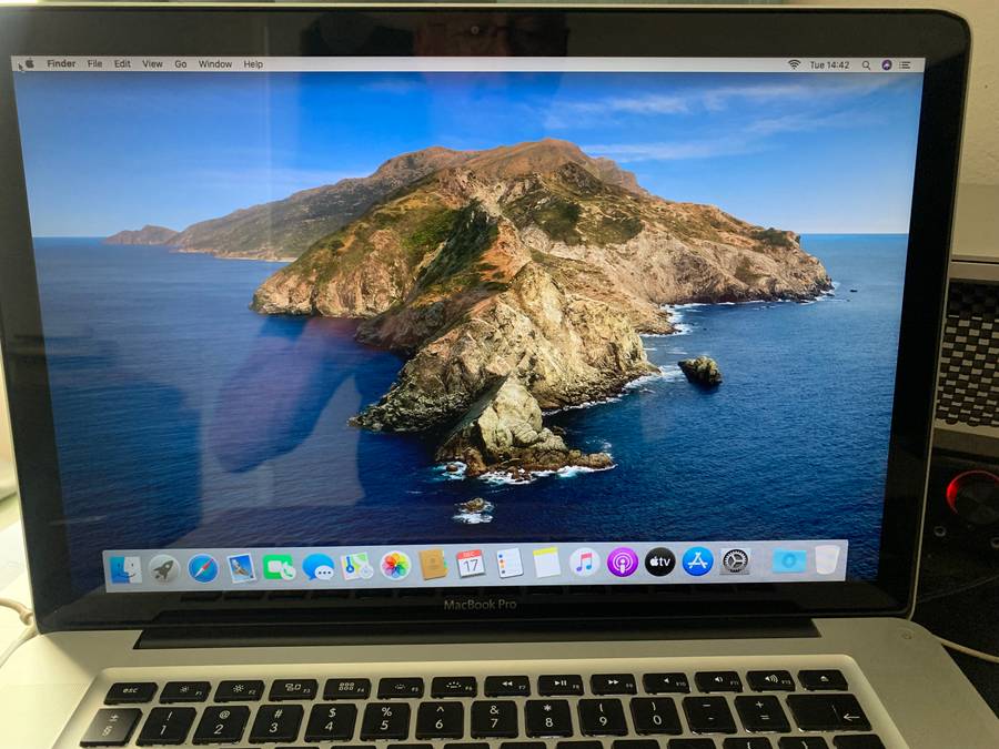 APPLE MACBOOK PRO 2011 | 15" SCREEN | INTEL i7 | 16GB RAM | 1TB HARD DRIVE | PLEASE READ !!