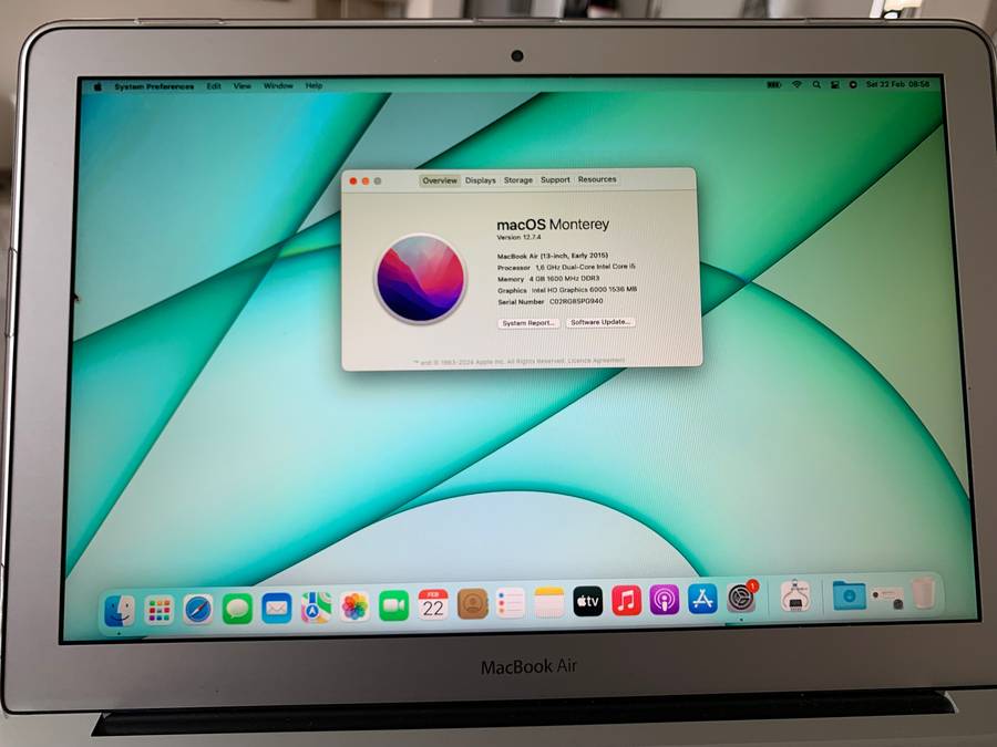 Amazing Offer MacBook Air (13-inch, 2015) PRISTINE CONDITION