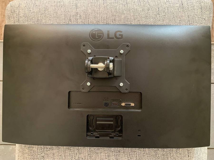 HP T430 TINY PC |  LG FHD 22" MONITOR | LOGITECH KEYBOARD & MOUSE | 1TB HDD & ENCLOUSURE