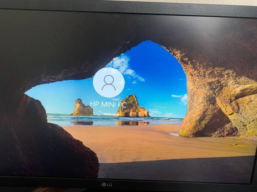 HP T430 TINY PC |  LG FHD 22" MONITOR | LOGITECH KEYBOARD & MOUSE | 1TB HDD & ENCLOUSURE