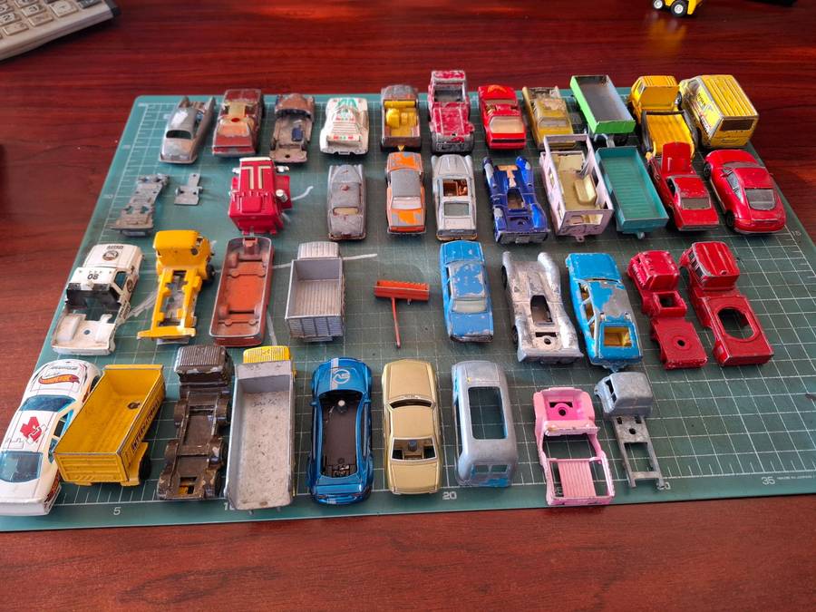 Vintage 1/64 Die Cast Lot