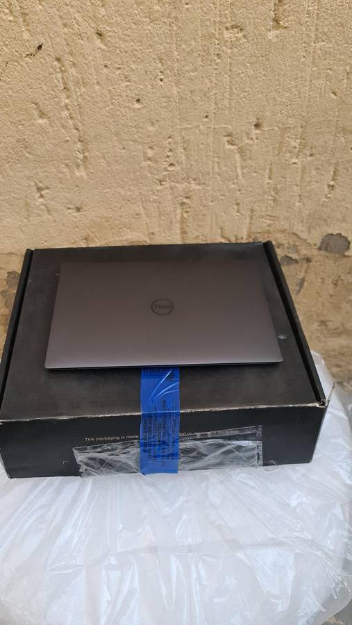 Dell XPS 13 Plus 9320 13.4-inch FHD+ Core i7-1260P 16GB RAM 512 SSD Pre-owned