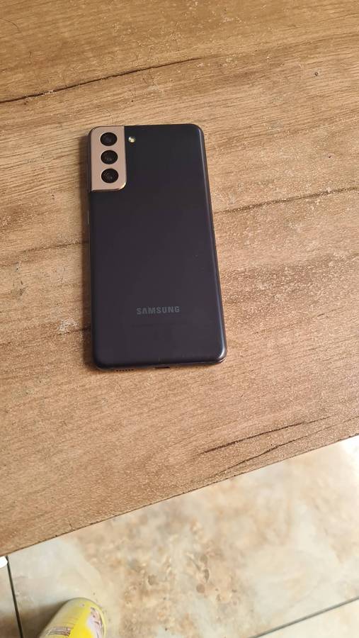 Samsung Galaxy S21 5G 256GB Pre-owned