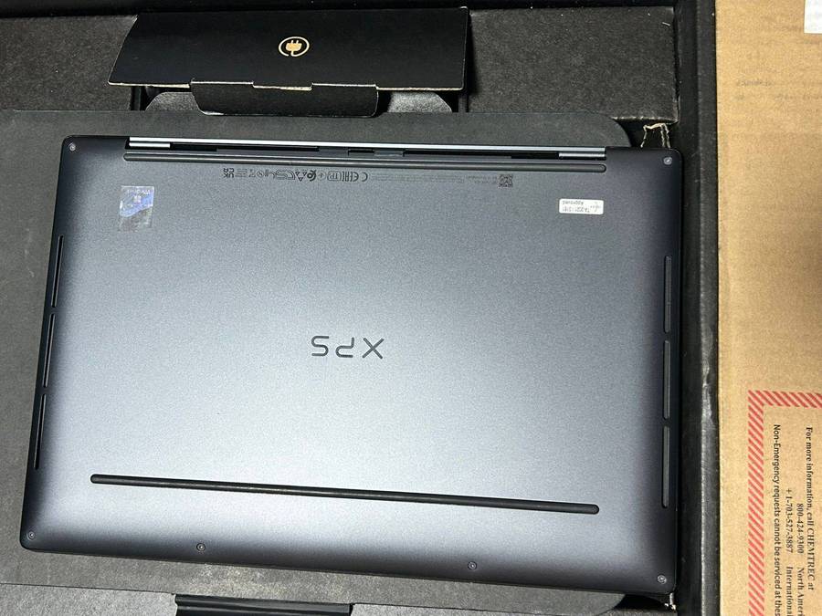 Dell XPS 13 Plus 9320 13.4-inch FHD+ Core i7-1260P 16GB RAM 512 SSD Pre-owned