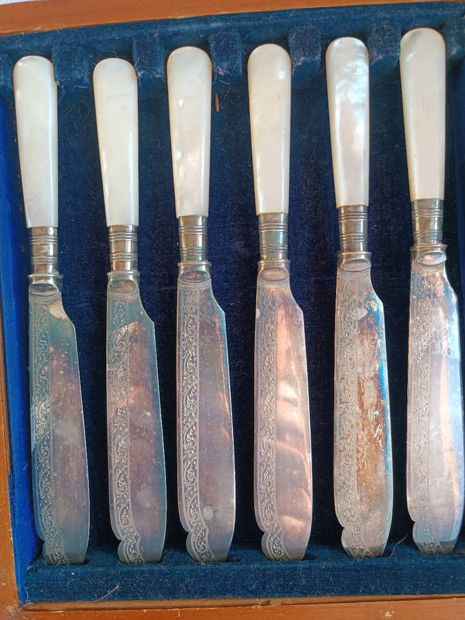 Vintage fish knife and fork set mother of pearl uk