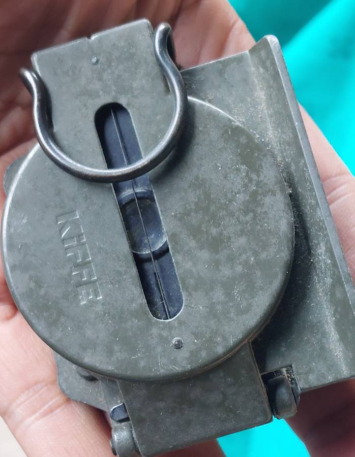 VINTAGE KIFFE MILITARY COMPASS WITH MAGNIFY GLASS METAL HEAVY MADE IN JAPAN STAMPED