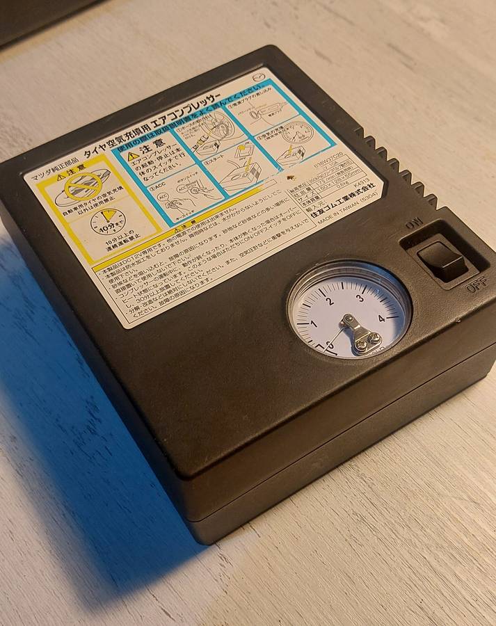 MAZDA TYRE  AIR COMPRESSOR SET 1