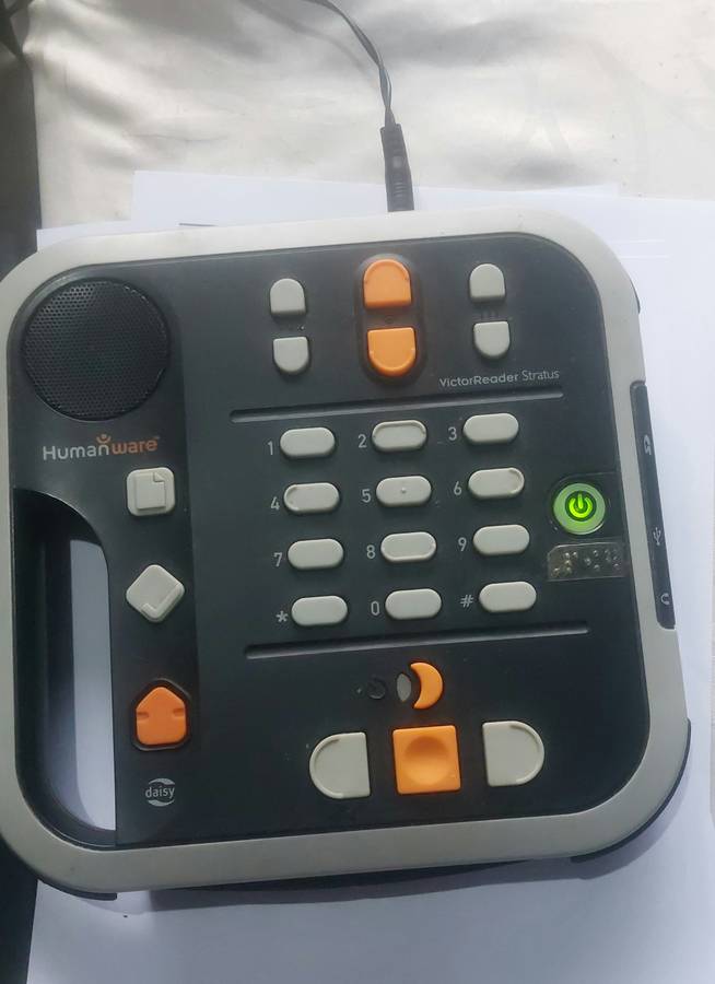 VICTOR READER STRATUS PLEASE READ DESCRIPTION