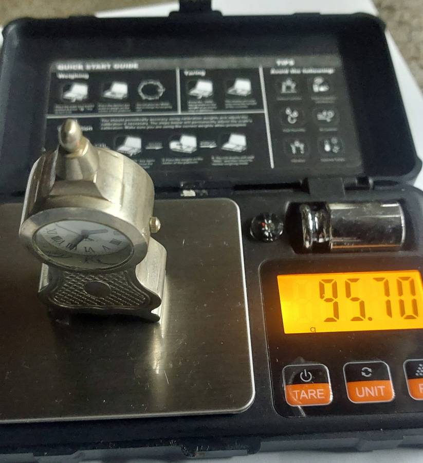 VINTAGE RARE COLLECTABLE MINIATURE CLOCK 1 (PLEASE SEE THERE ARE 9 ON AUCTION)