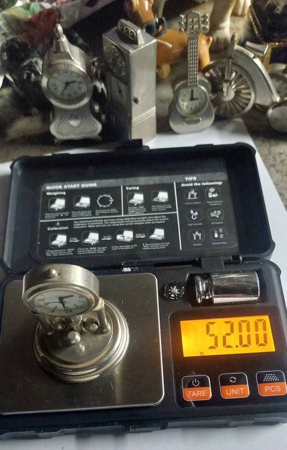 RARE VINTAGE COLLECTABLE MINIATURE CLOCK 8 (PLEASE SEE THERE ARE 9 ON AUCTION)