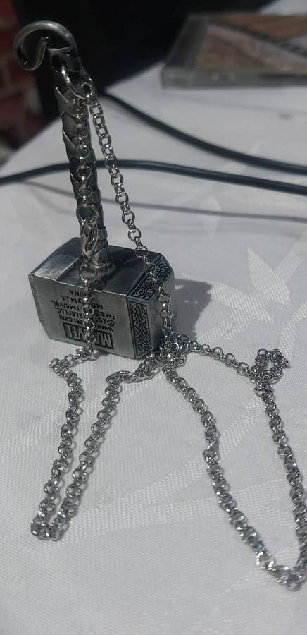 SOLID HAMMER NECK CHAIN