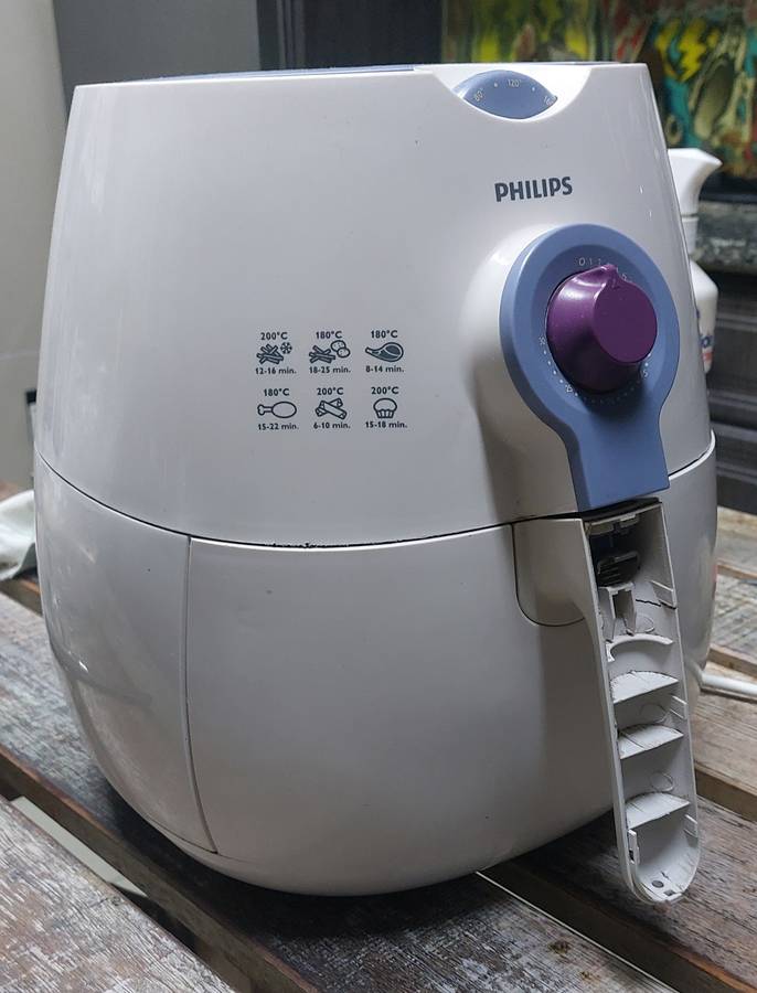 PHILLIPS VIVO AIRFRYER READ DISCRIPTION