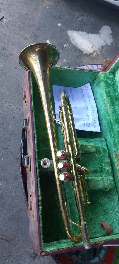 VINTAGE TRUMPET