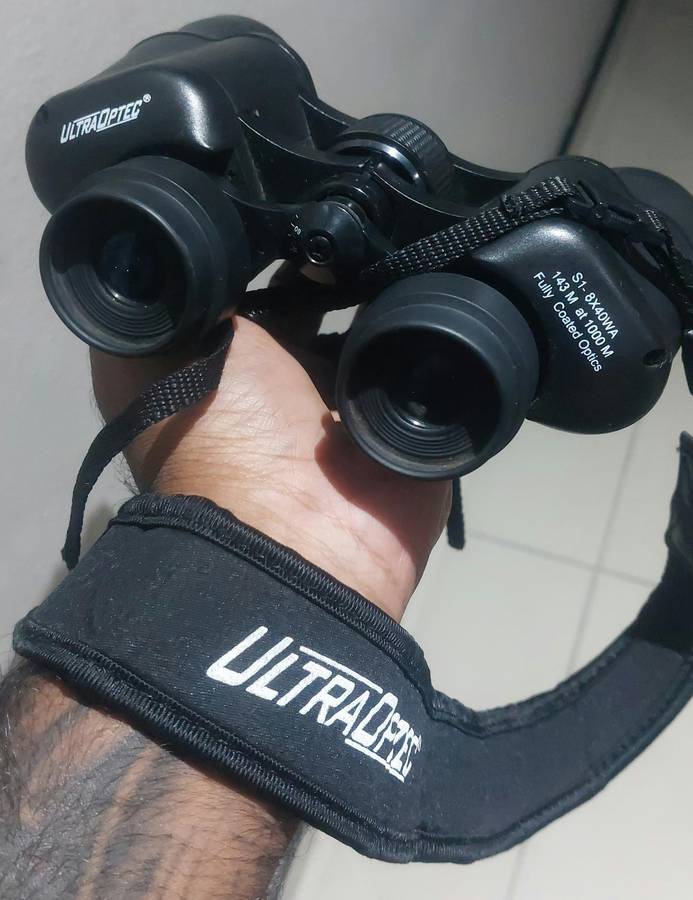 absolutely awesome binoculars