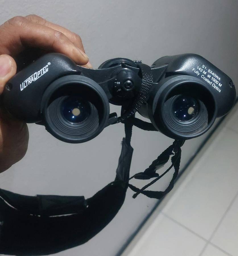 absolutely awesome binoculars