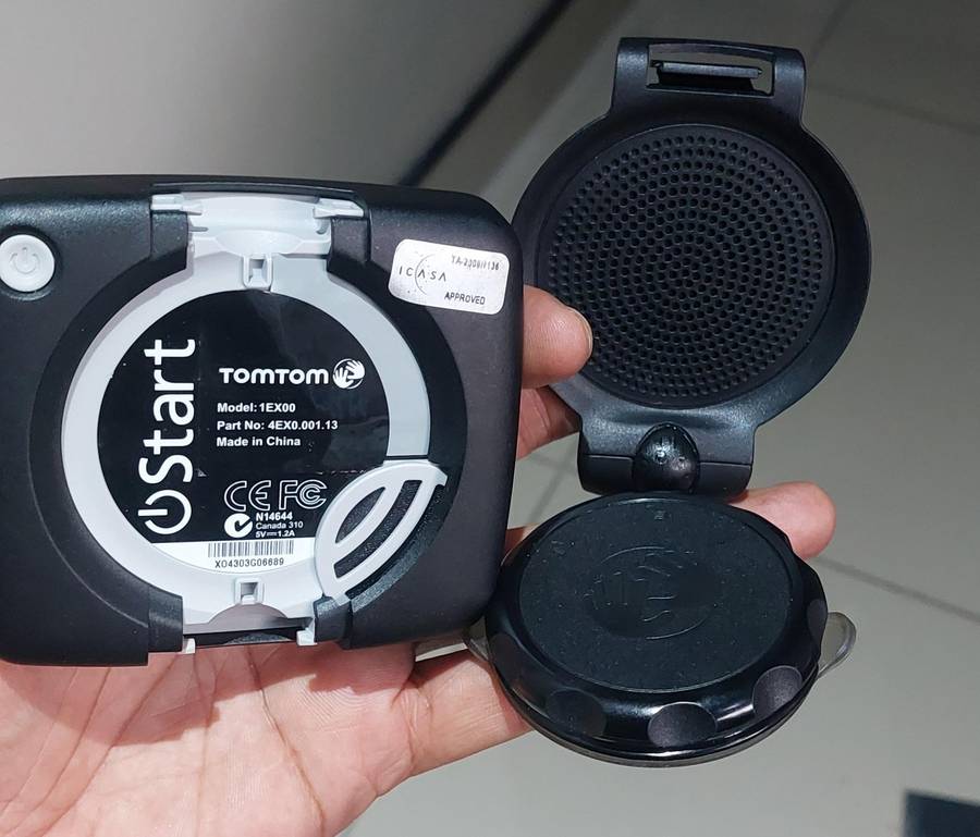 Like new Tom Tom gps navigator