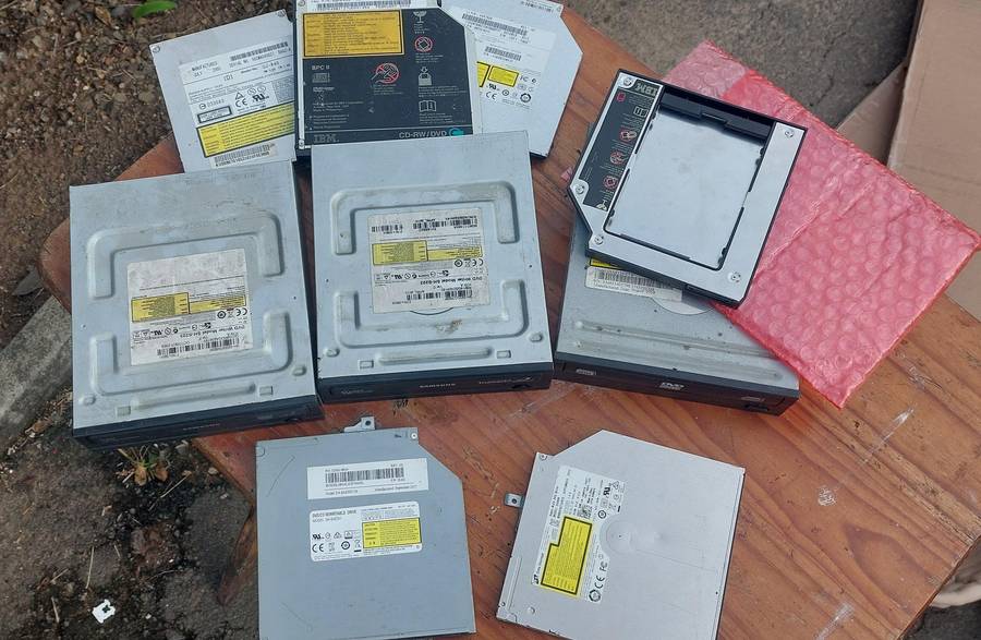 dvd writers sold as not working as unable to test