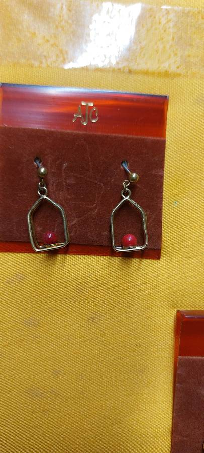 Vintage earings bundle for the lot