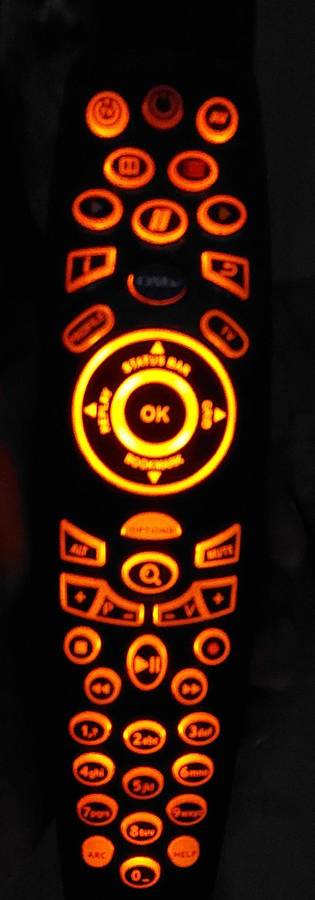 DSTV A7 backlit remote works perfectly