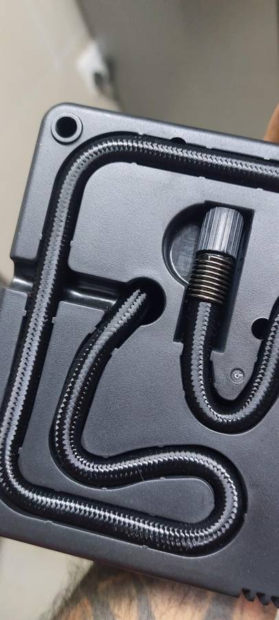 MAZDA 6 bar tyre air compressor FEW LEFT