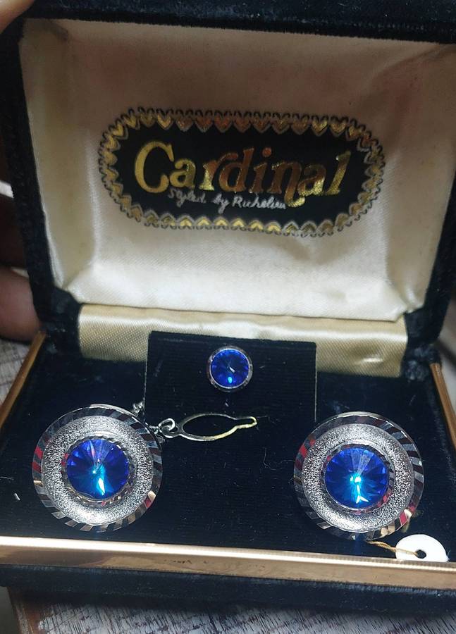Vintage super stunning cufflinks never used