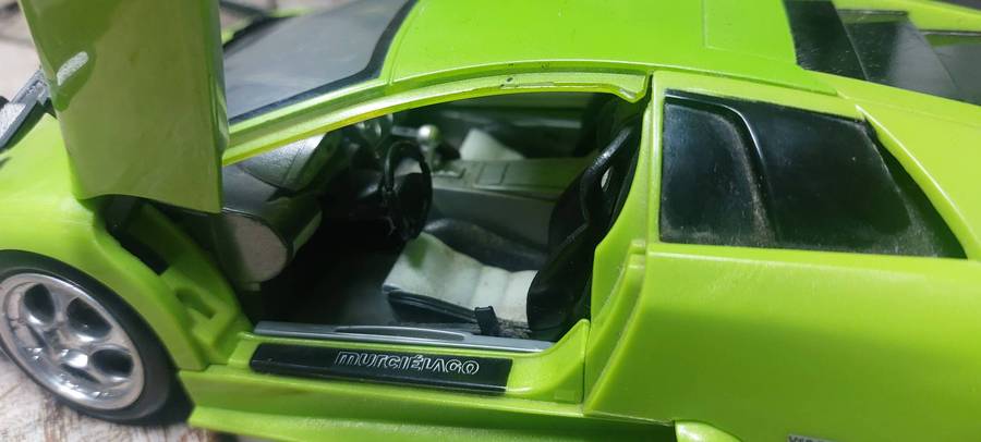 Rare Lamborghini Murciélago,  1/18 scale model transformer