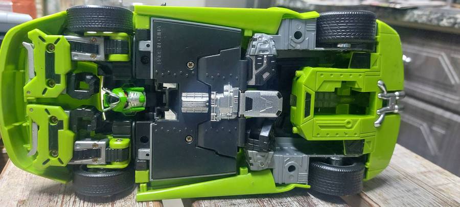 Rare Lamborghini Murciélago,  1/18 scale model transformer