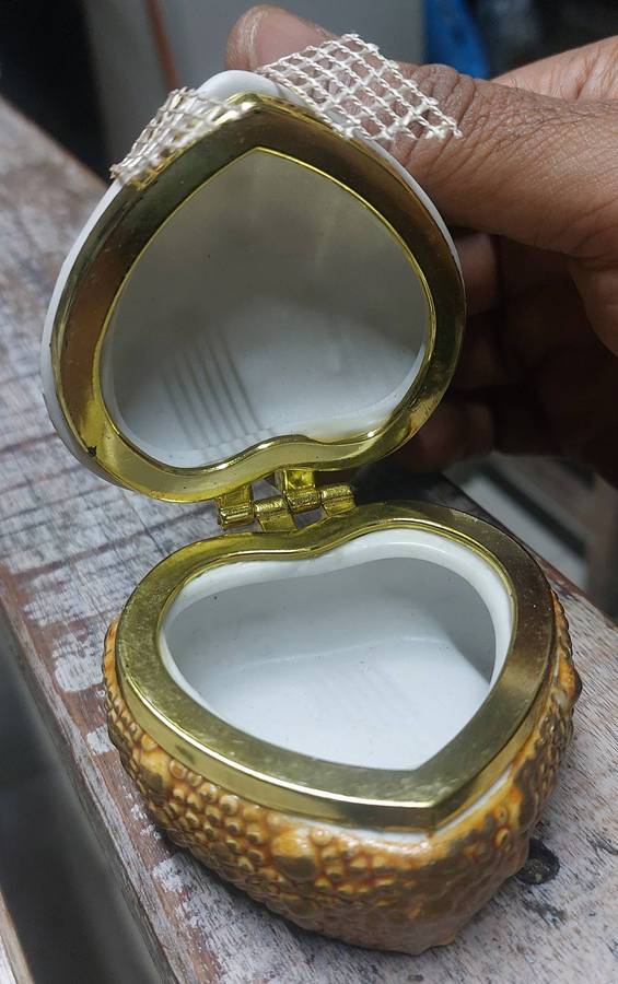 Vintage trinket box