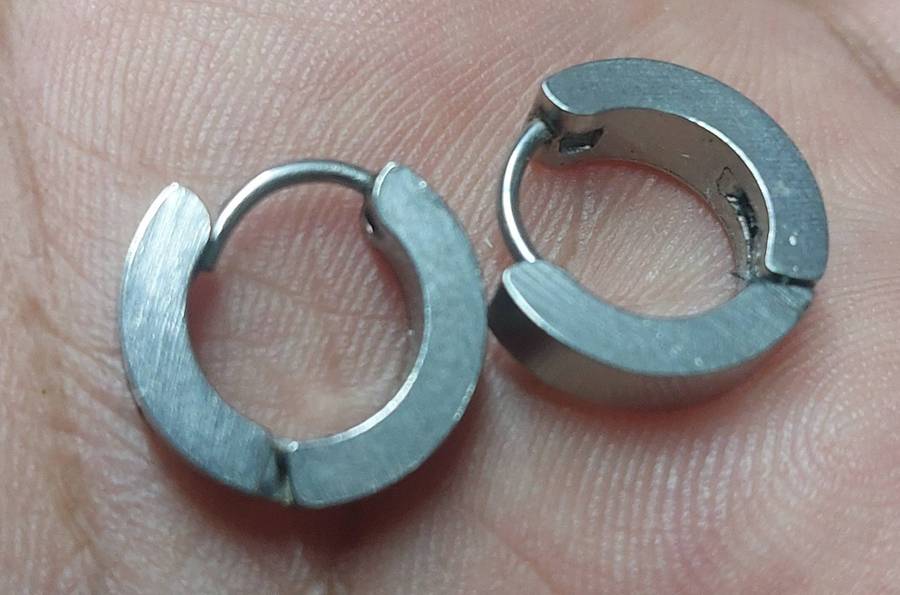 Sleeper earrings