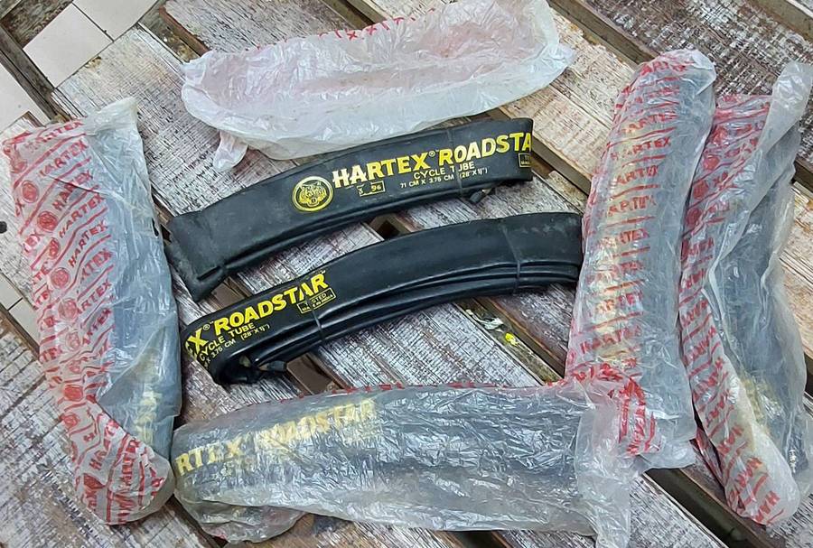 Bycicle tyre tube read description
