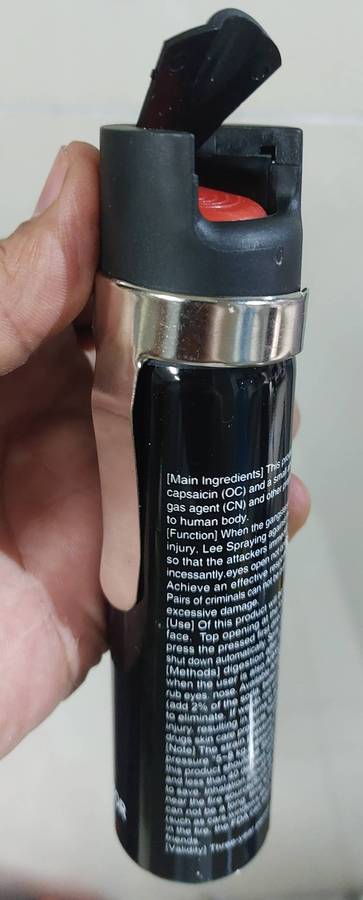 Tear gas injector spray