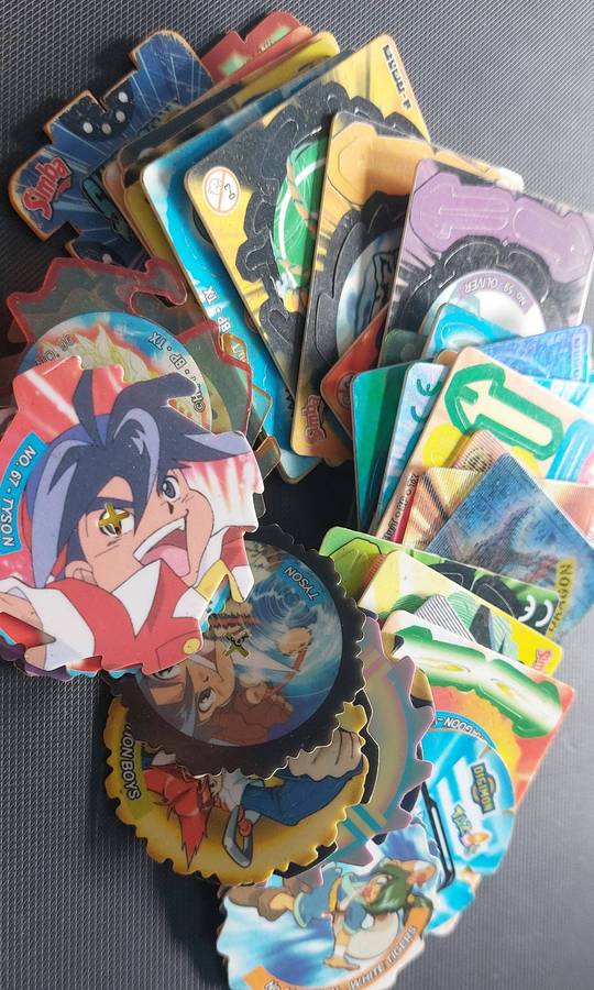 Assortment of vintage collectable simba spinners