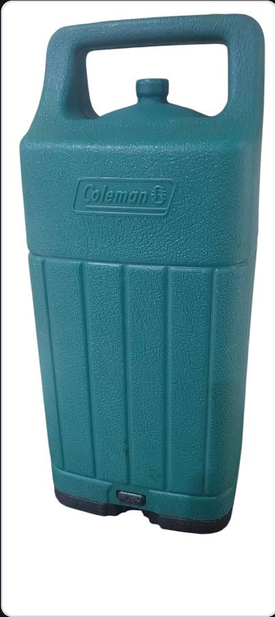 VINTAGE COLEMAN LANTERN WITH CASE LIKE NEW