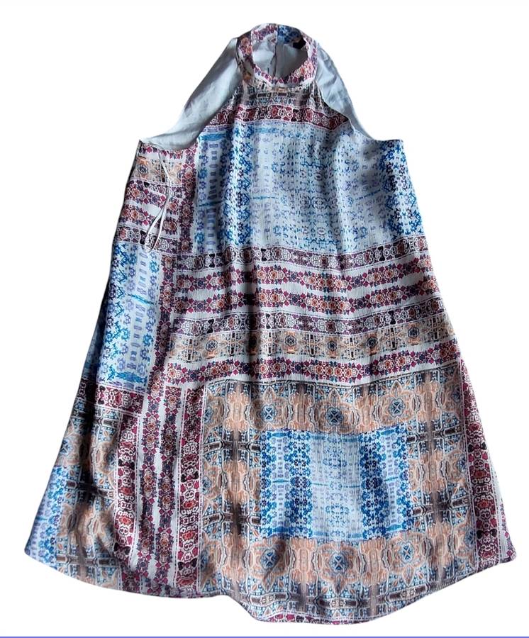 LADIES DRESS SIZE MEDIUM