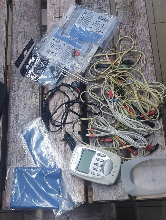 Hi end pro muscle stimulator read description