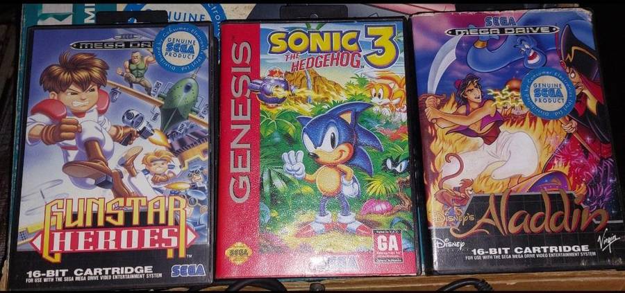 Sega MegaDrive with 3 Games & Original Components