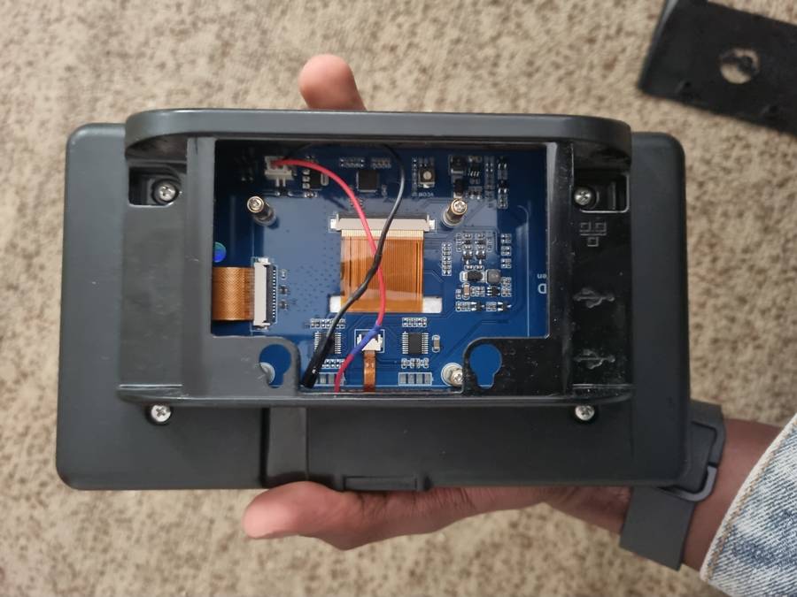 Raspberry Pi 4B 4Gb RAM with 7'' touchscreen display