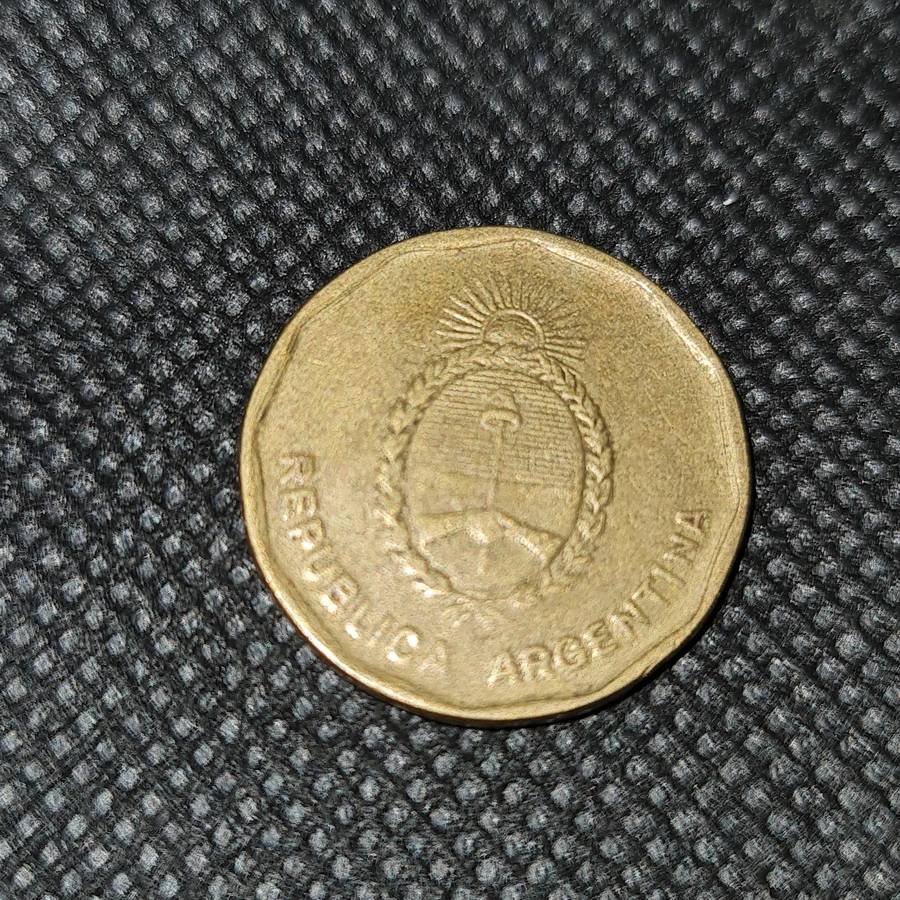 1988 REPUBLIC OF ARGENTINA 10 CENTAVOS