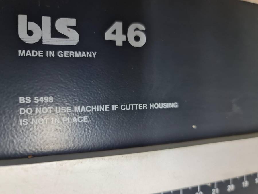 BLS 46 GUILLOTINE
