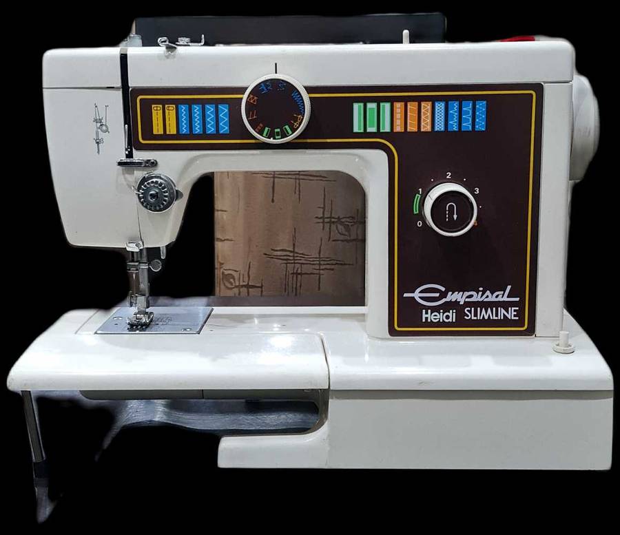 EMPISAL SEWING MACHINE AE390