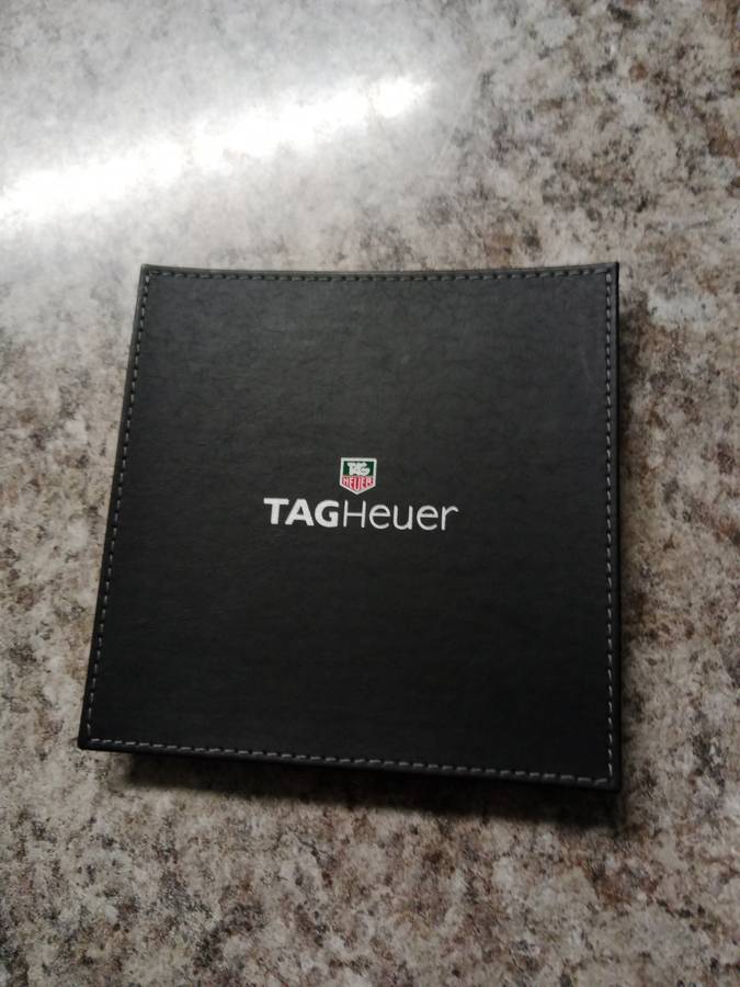 TAG Heuer box