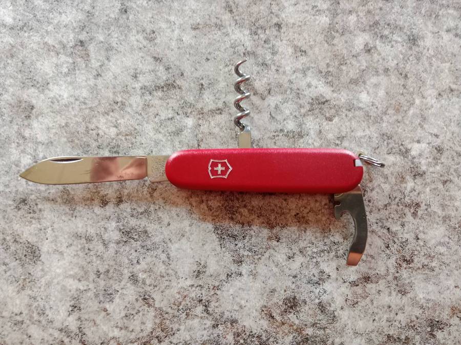 Victorinox Swiss pocket knives X10